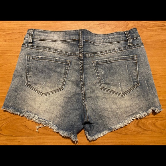 Patriotic Jean Shorts - Picture 2 of 4